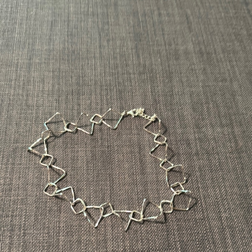Elegant Silver Geometric Necklace